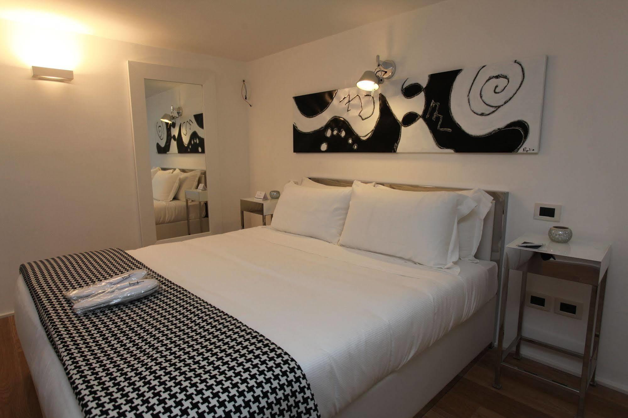 Lhp Suite Roma Piazza Del Popolo Exterior foto