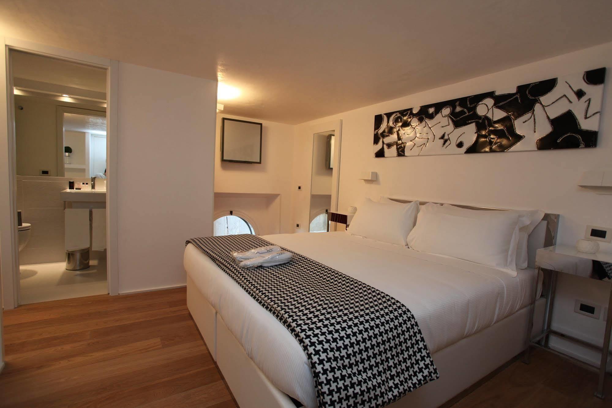 Lhp Suite Roma Piazza Del Popolo Exterior foto
